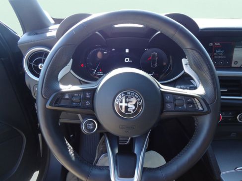 Used 2024 Alfa Romeo Stelvio Veloce AWD/4WD image 13
