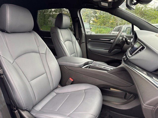 Used 2024 Buick Enclave Essence FWD image 28