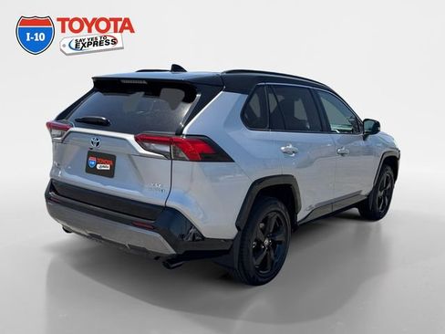 Certified 2021 Toyota RAV4 XSE w/ XSE Grade Weather Package AWD/4WD image 5