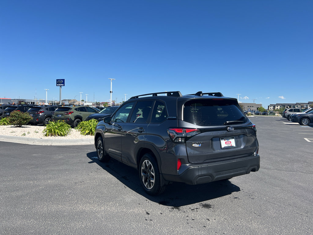 Used 2026 Subaru Forester Premium AWD/4WD image 3