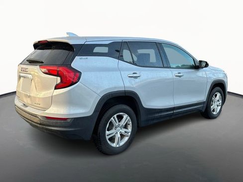 Used 2018 GMC Terrain SLE image 3