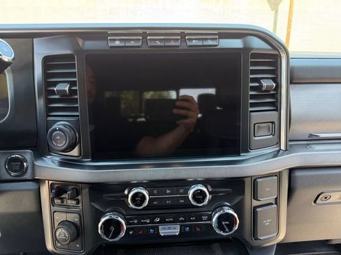 Used 2024 Ford F350 Platinum w/ Tremor Off-Road Package AWD/4WD image 20