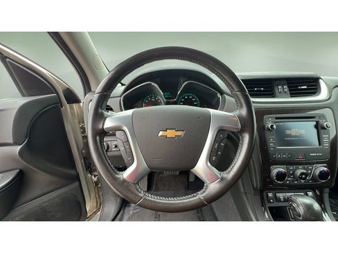 Used 2017 Chevrolet Traverse LT AWD/4WD image 22