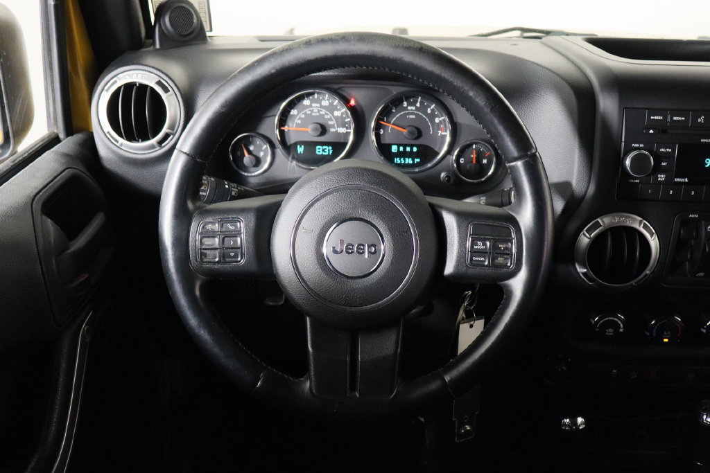 Used 2014 Jeep Wrangler Unlimited Sahara w/ Max Tow Package AWD/4WD image 7
