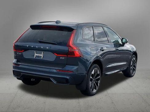 Used 2026 Volvo XC60 B5 Plus w/ Protection Package Premier AWD/4WD image 6