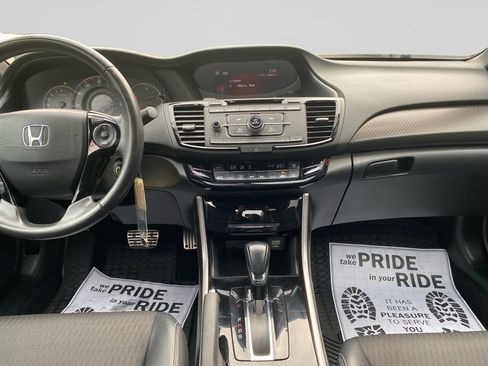 Used 2017 Honda Accord Sport image 17