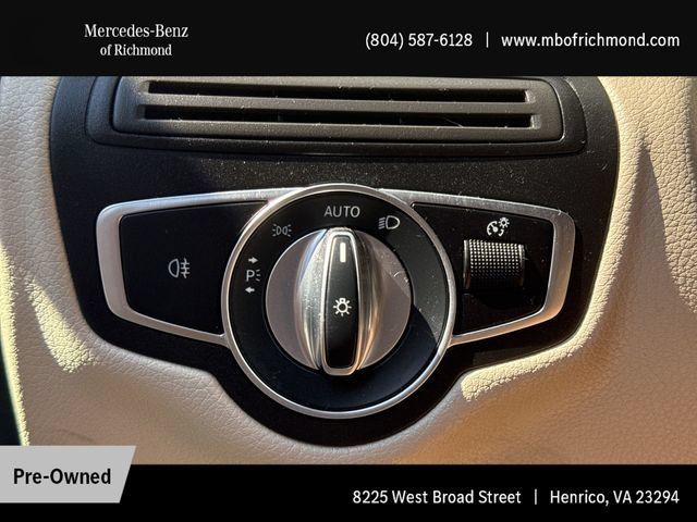 Used 2020 Mercedes-Benz GLC 300 4MATIC image 24