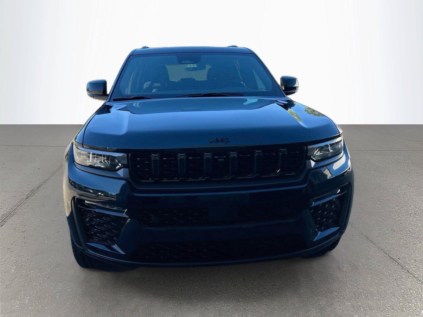 New 2027 Jeep Grand Cherokee Limited AWD/4WD image 9