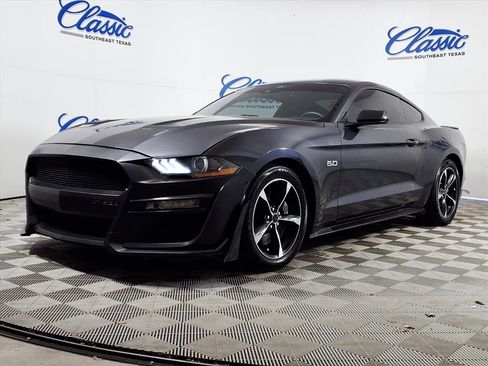Used 2022 Ford Mustang GT w/ Equipment Group 301A image 5
