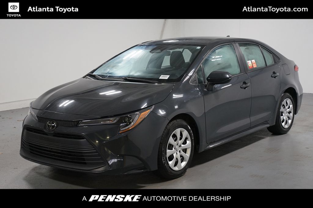 Certified 2025 Toyota Corolla LE FWD image 1