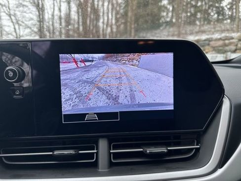 Certified 2024 Chevrolet Trax RS w/ Driver Confidence Package image 22