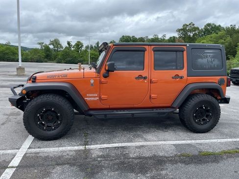 Used 2011 Jeep Wrangler Unlimited Sport w/ Trailer Tow Group AWD/4WD image 2