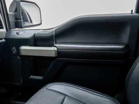 Used 2018 Ford F150 Lariat w/ Equipment Group 502A Luxury AWD/4WD image 48