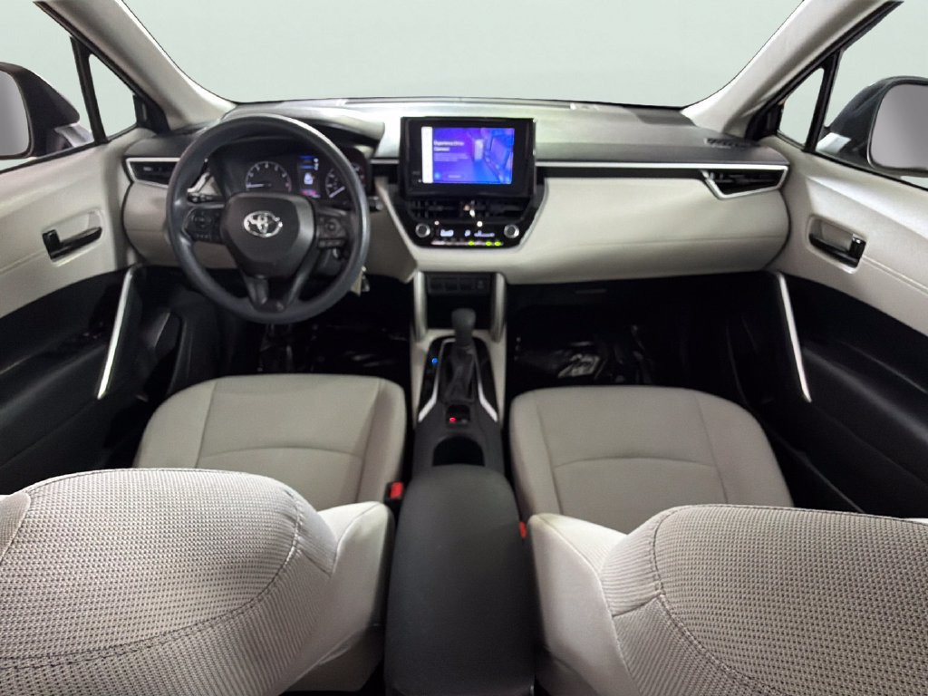 Used 2023 Toyota Corolla Cross L FWD image 30