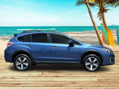 Used 2016 Subaru Crosstrek Touring AWD/4WD image 7