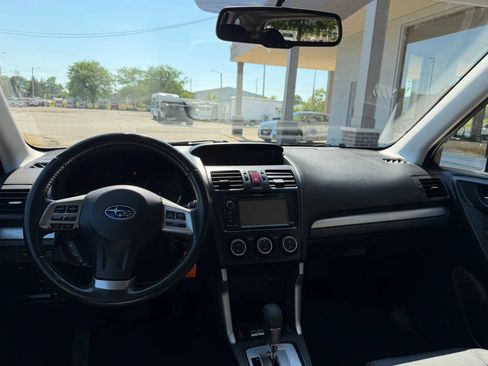 Used 2014 Subaru Forester 2.5i Touring w/ Popular Package #1 AWD/4WD image 11