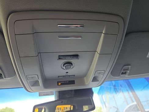 Used 2019 Chevrolet Tahoe LT w/ Off-Road Package image 16