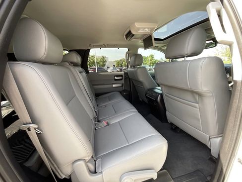 Used 2019 Toyota Sequoia Limited w/ Safety & Convenience Package image 23