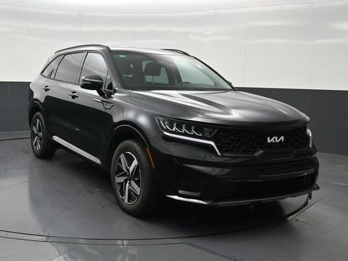 Used 2023 Kia Sorento S FWD image 8
