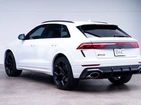 Used 2026 Audi RS Q8 performance AWD/4WD image 4