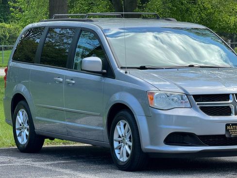 Used 2015 Dodge Grand Caravan SXT FWD image 20