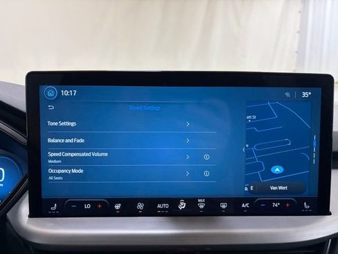 Used 2024 Ford Escape Platinum image 31