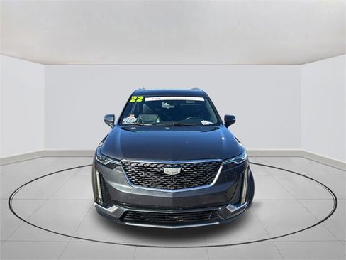 Certified 2022 Cadillac XT6 Luxury image 2