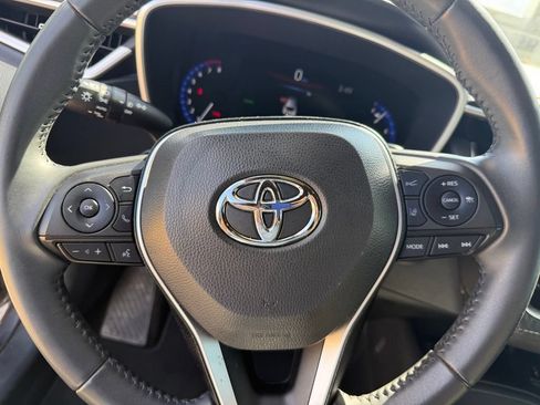 Used 2022 Toyota Corolla XSE FWD image 26