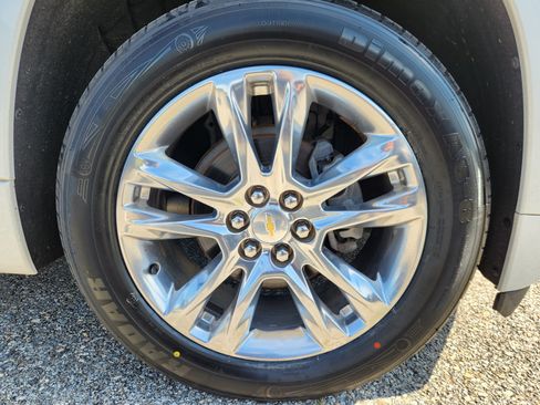 Used 2019 Chevrolet Traverse High Country AWD/4WD image 22