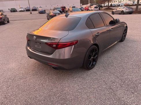 Used 2019 Alfa Romeo Giulia w/ Nero Edizione image 5