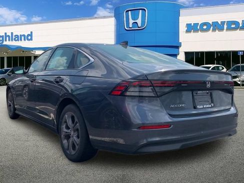 Used 2024 Honda Accord EX image 2