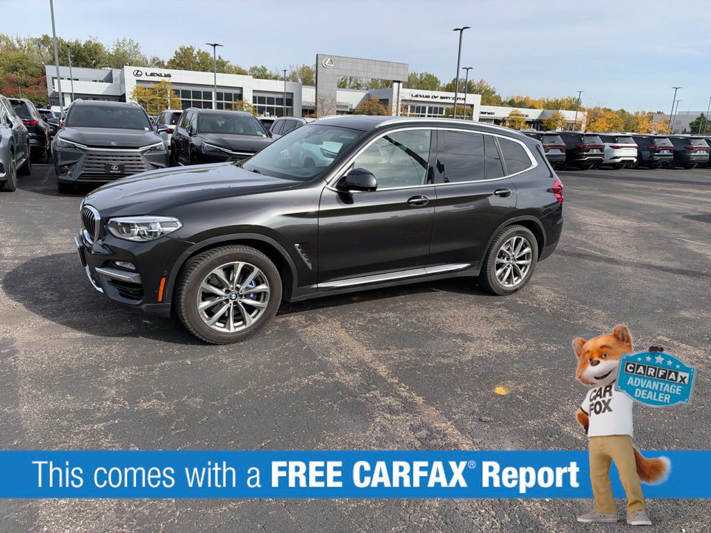 Used 2018 BMW X3 xDrive30i w/ Executive Package AWD/4WD image 2