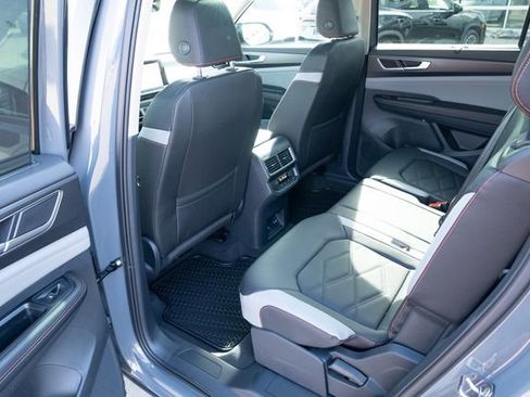 New 2026 Volkswagen Atlas Peak Edition image 30