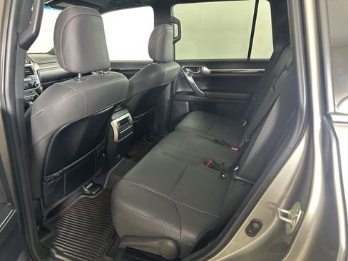 Used 2023 Lexus GX 460 Premium w/ Premium Package AWD/4WD image 19