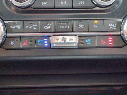 New 2026 Ford F250 Lariat w/ FX4 Off-Road Package image 23