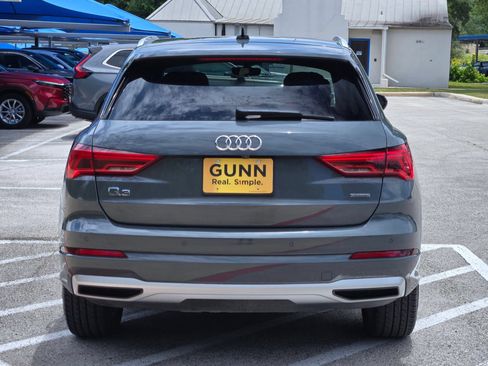Used 2020 Audi Q3 2.0T Premium AWD/4WD image 4