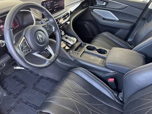 Certified 2025 Acura MDX SH-AWD w/ Advance Package image 14