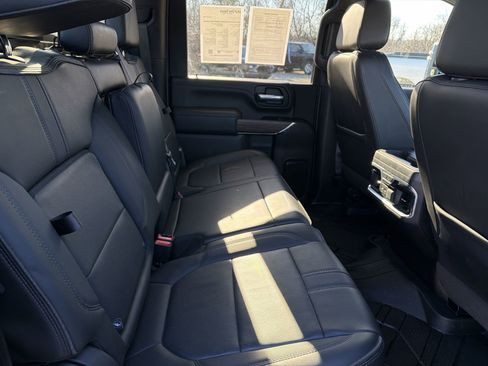 Certified 2022 Chevrolet Silverado 2500 High Country w/ Technology Package image 13