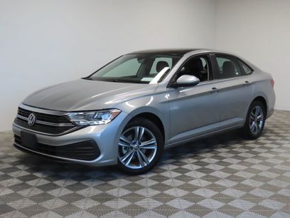 Used 2024 Volkswagen Jetta SE