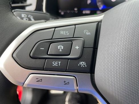 New 2026 Volkswagen Jetta SE image 12