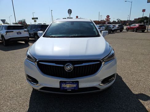 Used 2020 Buick Enclave Essence w/ Trailering Package, 5000 lbs. FWD image 3