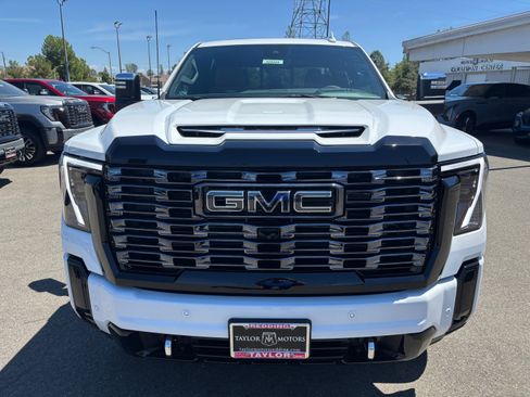 New 2025 GMC Sierra 2500 Denali Ultimate w/ Max Trailering Package image 2