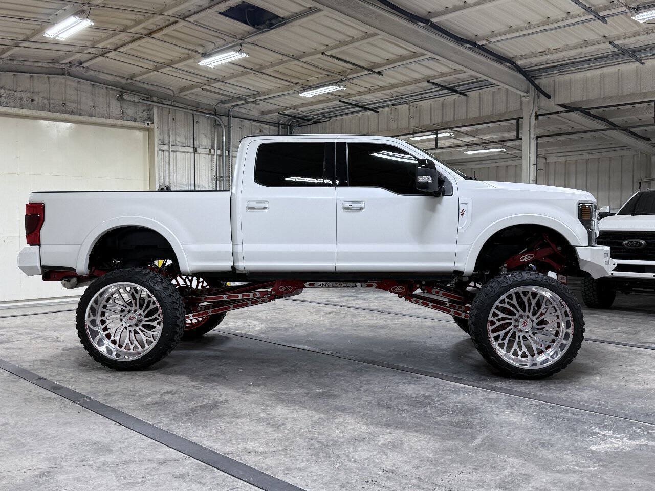 Used 2021 Ford F250 Lariat AWD/4WD image 3