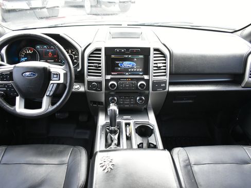 Used 2015 Ford F150 Lariat w/ Equipment Group 502A Luxury image 11