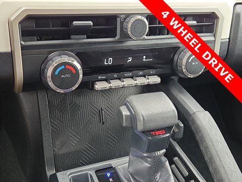 Used 2024 Toyota Tacoma TRD Off-Road AWD/4WD image 19