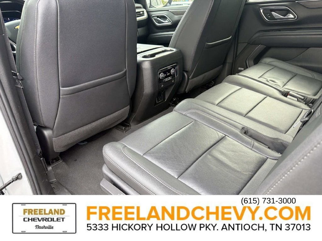 Used 2024 Chevrolet Suburban LT AWD/4WD image 18