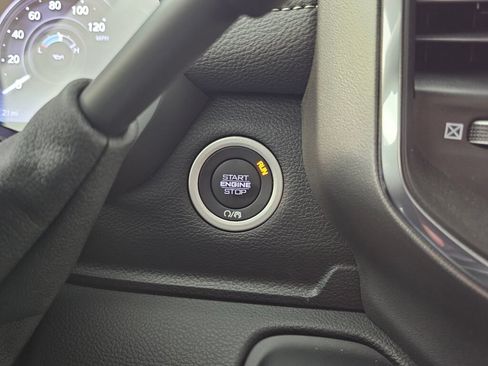 New 2026 RAM 3500 Laramie AWD/4WD image 27