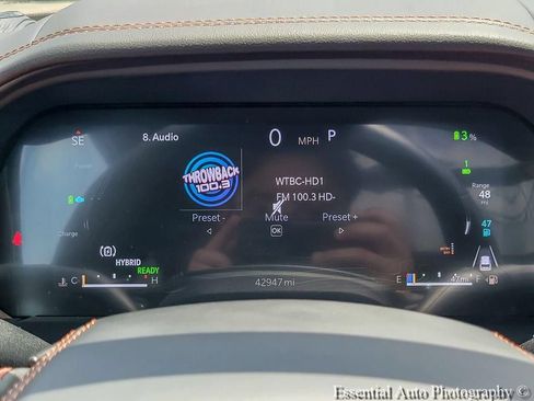 Used 2024 Jeep Grand Cherokee Summit AWD/4WD image 17
