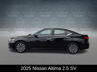 Used 2025 Nissan Altima 2.5 SV FWD video 2