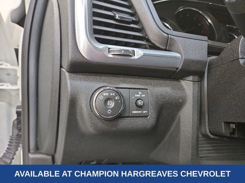 Used 2015 GMC Acadia SLT image 24